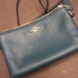 Teal blue coach crossbody with detachable strap